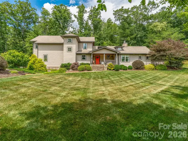 101 Glen Trillium DR, Fletcher, NC 28732