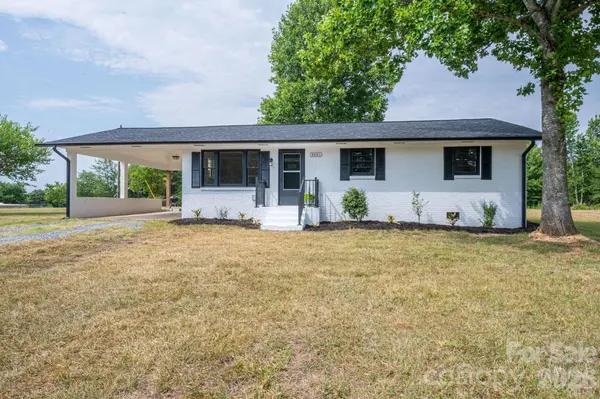 3331 Hog Hill RD, Vale, NC 28168
