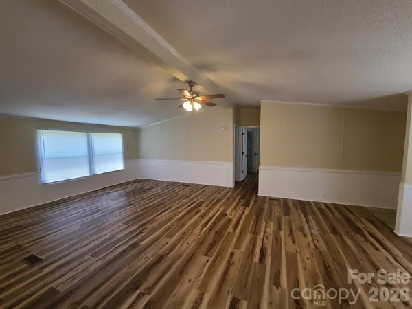 3111 Redbud PL, Lenoir, NC 28645