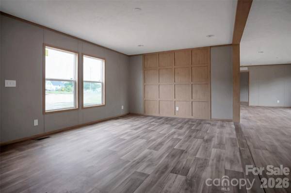 803 Eagle View LN, Lawndale, NC 28090