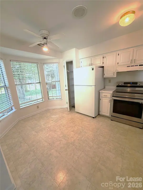 900 Gretna Green DR, Charlotte, NC 28217