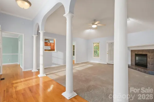 55 Wittenburg Springs DR, Taylorsville, NC 28681