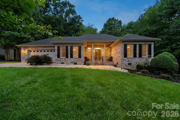 55 Wittenburg Springs DR, Taylorsville, NC 28681