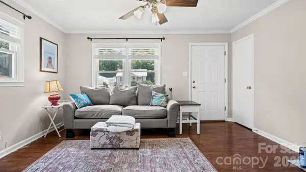 5313 Clearwater Lake RD, Mount Holly, NC 28120