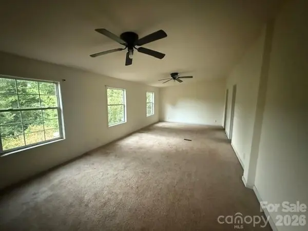 6254 E Meadow TRL, Connelly Springs, NC 28612