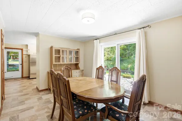 129 Old River RD, Marion, NC 28752