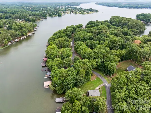 9781 Pine Tree RD, Norwood, NC 28128