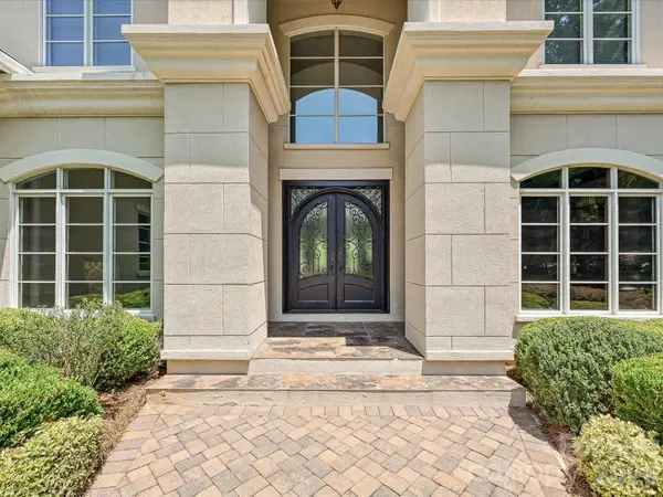 11308 Gunpowder Point DR, Charlotte, NC 28277