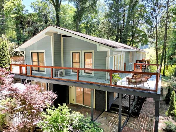 28 Wake ST, Waynesville, NC 28716
