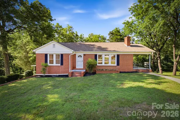 114 Harris DR, Morganton, NC 28655