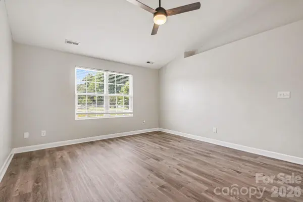 257 Periwinkle ST, Lincolnton, NC 28092