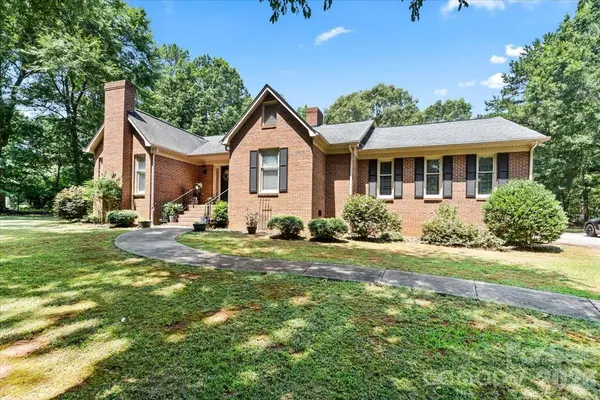 14410 Youngblood RD, Charlotte, NC 28278