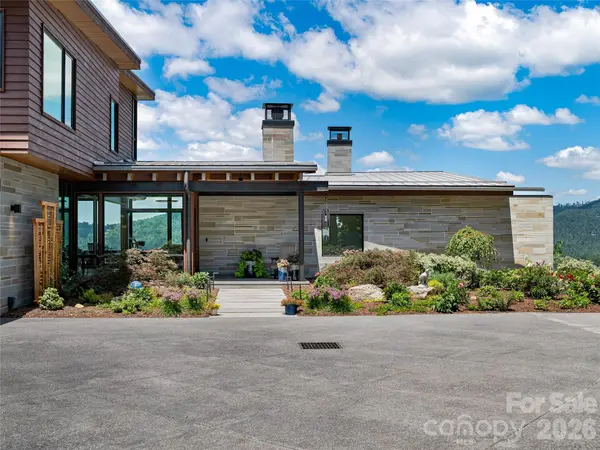 25 Bartrams Walk DR, Asheville, NC 28804