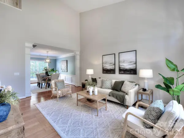 11206 Longhedge LN, Charlotte, NC 28273