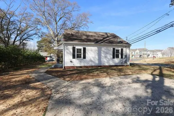 120 N Belvedere AVE, Gastonia, NC 28054