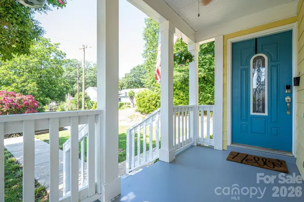 206 Cedar ST, Belmont, NC 28012