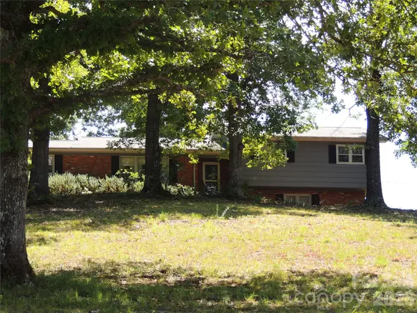 632 Rock Corner RD, Forest City, NC 28043