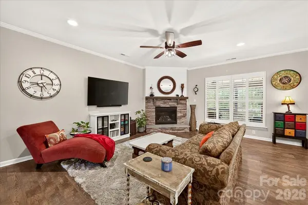 3093 Hartson Pointe DR, Fort Mill, SC 29707