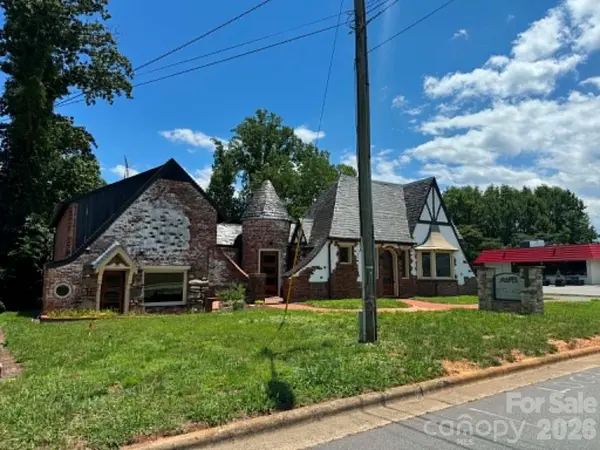 656 N Bridge ST, Elkin, NC 28621