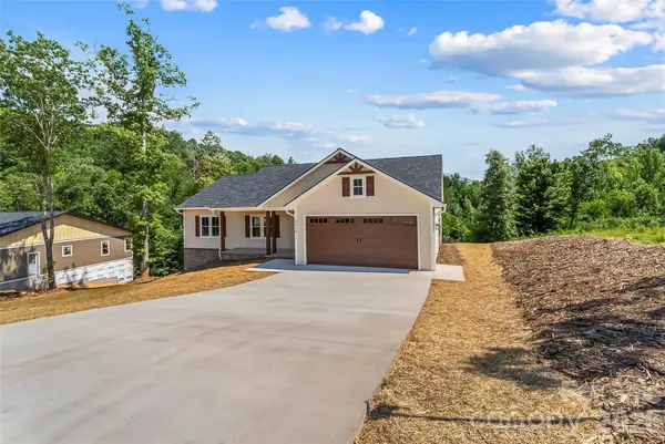 2456 Saratoga RUN #58, Morganton, NC 28655