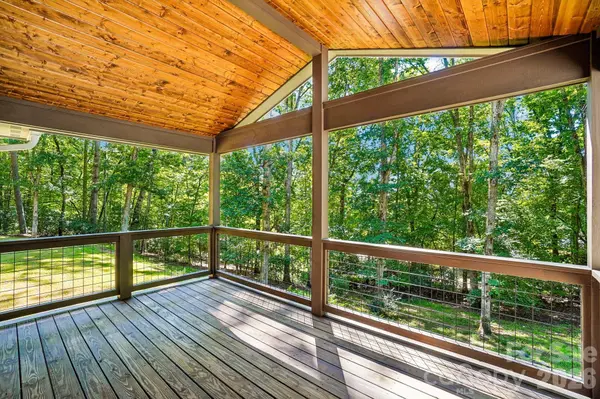 165 Westwood DR, Brevard, NC 28712