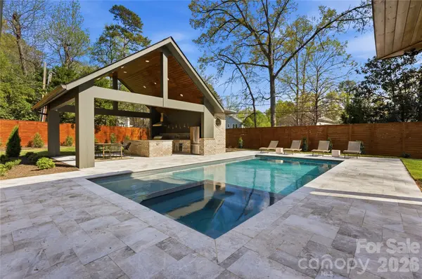 154 N Canterbury RD, Charlotte, NC 28211