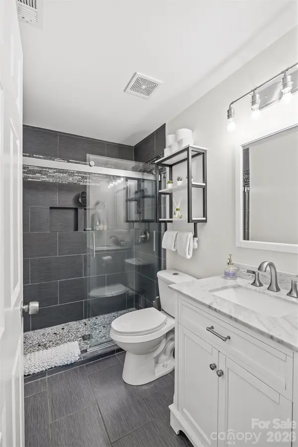 433 W 8th ST #68, Charlotte, NC 28202