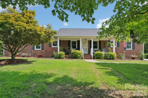 2004 Battle ST, Salisbury, NC 28146