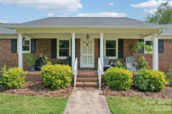 2004 Battle ST, Salisbury, NC 28146
