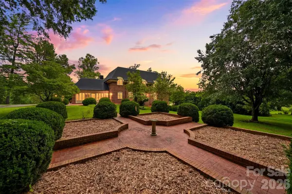 2373 Wilkesboro BLVD, Lenoir, NC 28645