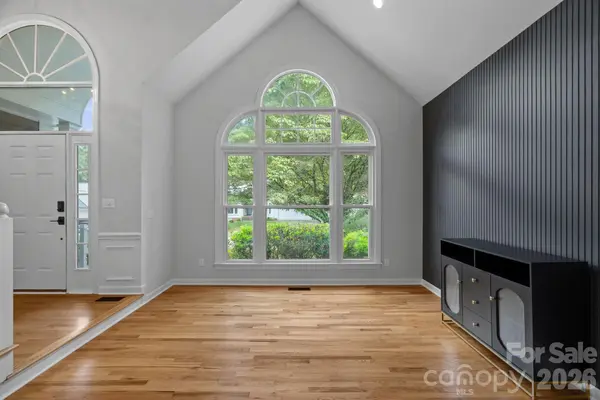 8414 Summerfield LN, Huntersville, NC 28078