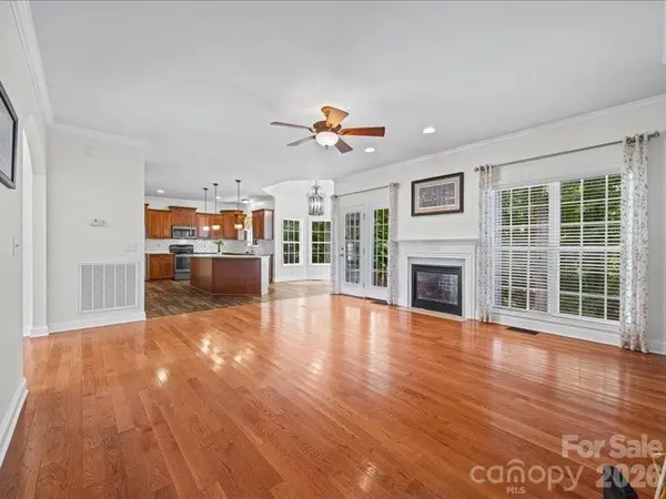 923 Gristmill DR, Rock Hill, SC 29732