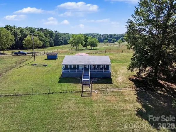 812 N Forest Hills School RD, Marshville, NC 28103