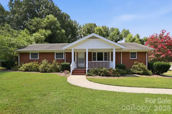 4020 Wilson LN, Charlotte, NC 28206