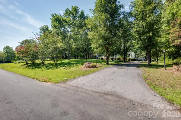 2322 Cyrus DR, Clover, SC 29710