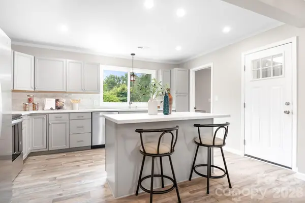 3388 Rhyne Forest RD, Iron Station, NC 28080