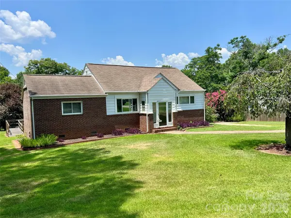 2307 Mclean ST, Gastonia, NC 28054