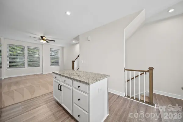 547 Old Mill RD, Charlotte, NC 28206