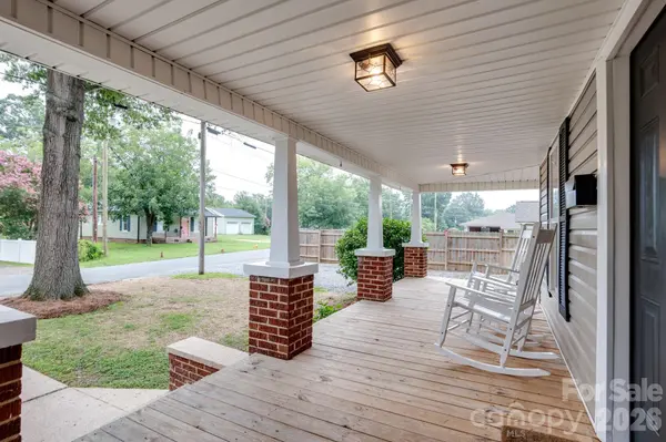 1103 Mable AVE, Kannapolis, NC 28083
