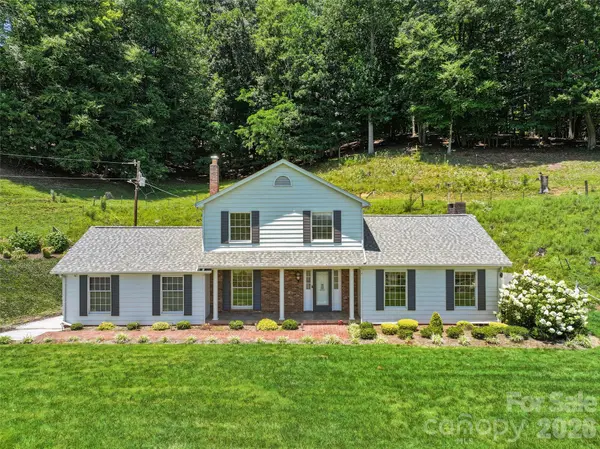 121 Fortner DR, Waynesville, NC 28786