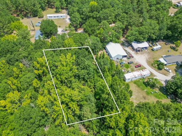 72 Thurman Garage LN, Jefferson, SC 29718