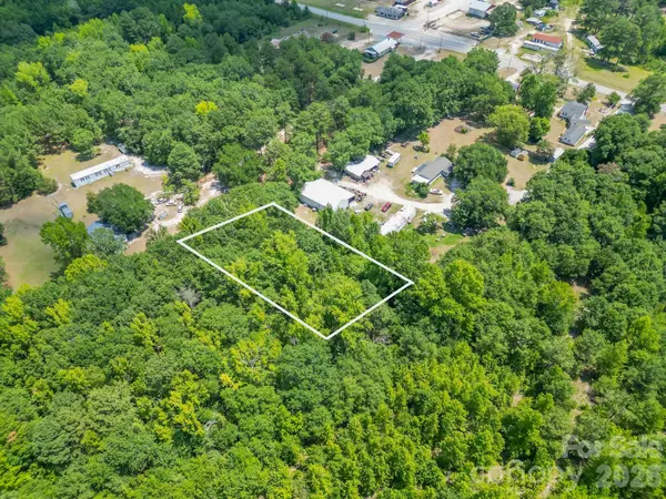 72 Thurman Garage LN, Jefferson, SC 29718