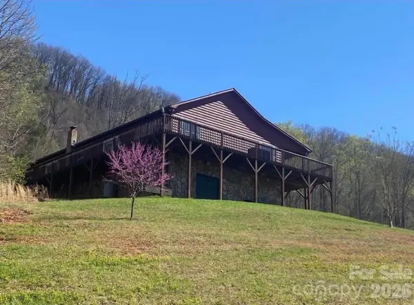 3430 Tranquil Hills DR, Lenoir, NC 28645