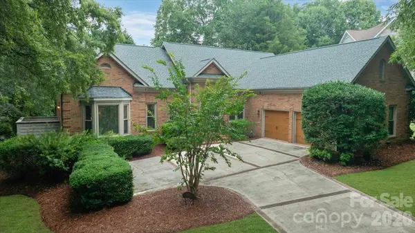 15614 Warm Springs CT, Charlotte, NC 28278