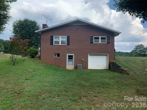 6285 Nc 16 HWY N, Taylorsville, NC 28681