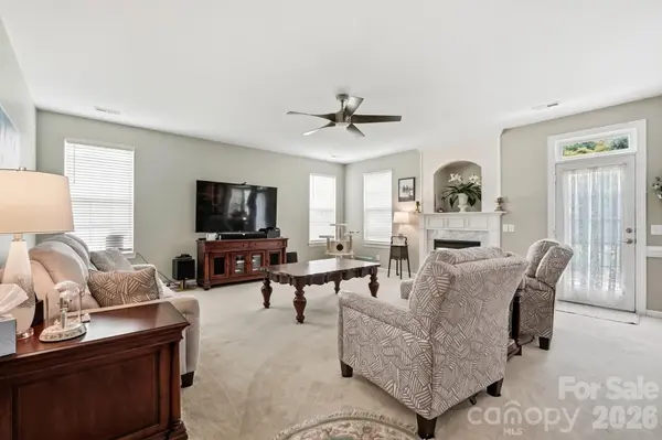 1111 Applegate Pkwy, Waxhaw, NC 28173