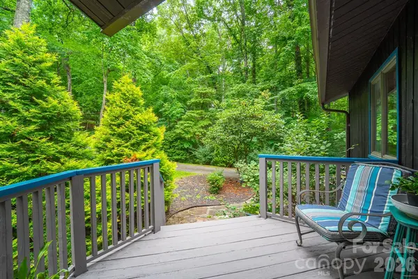 278 Crocus LN, Sylva, NC 28779