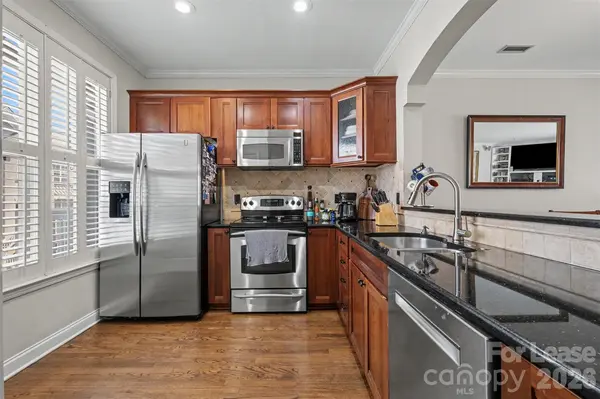 807 Clarkson Mill CT, Charlotte, NC 28202