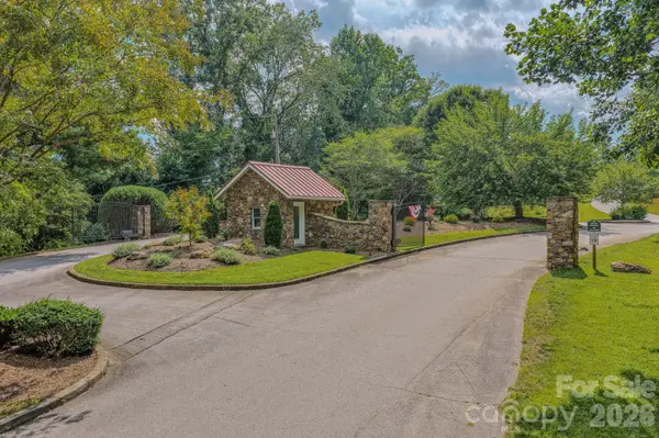 49 Arabella LN, Arden, NC 28704