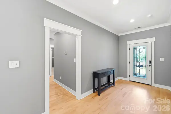 4072 Barbrick ST, Sherrills Ford, NC 28673